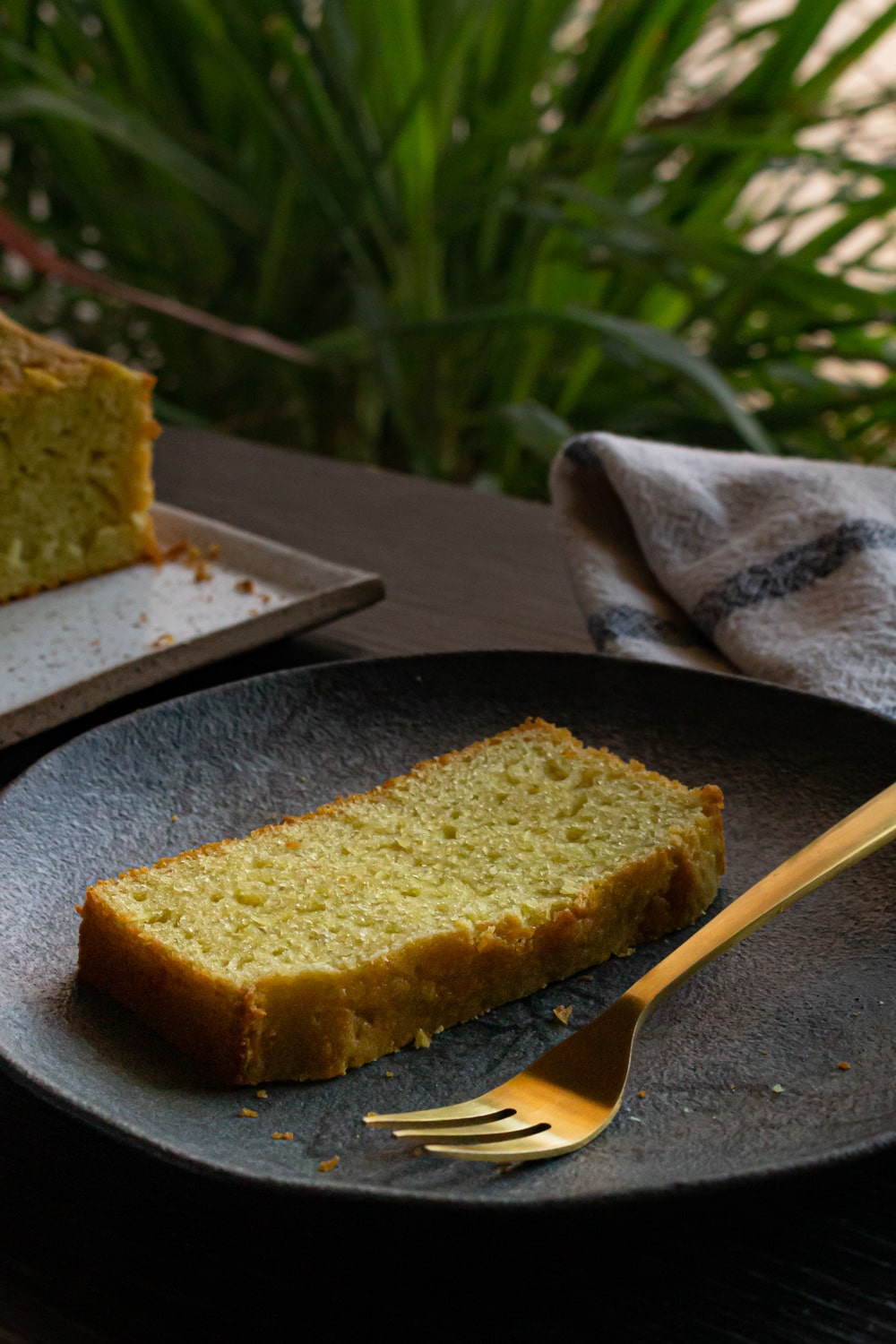 fatia de bolo de capim limão