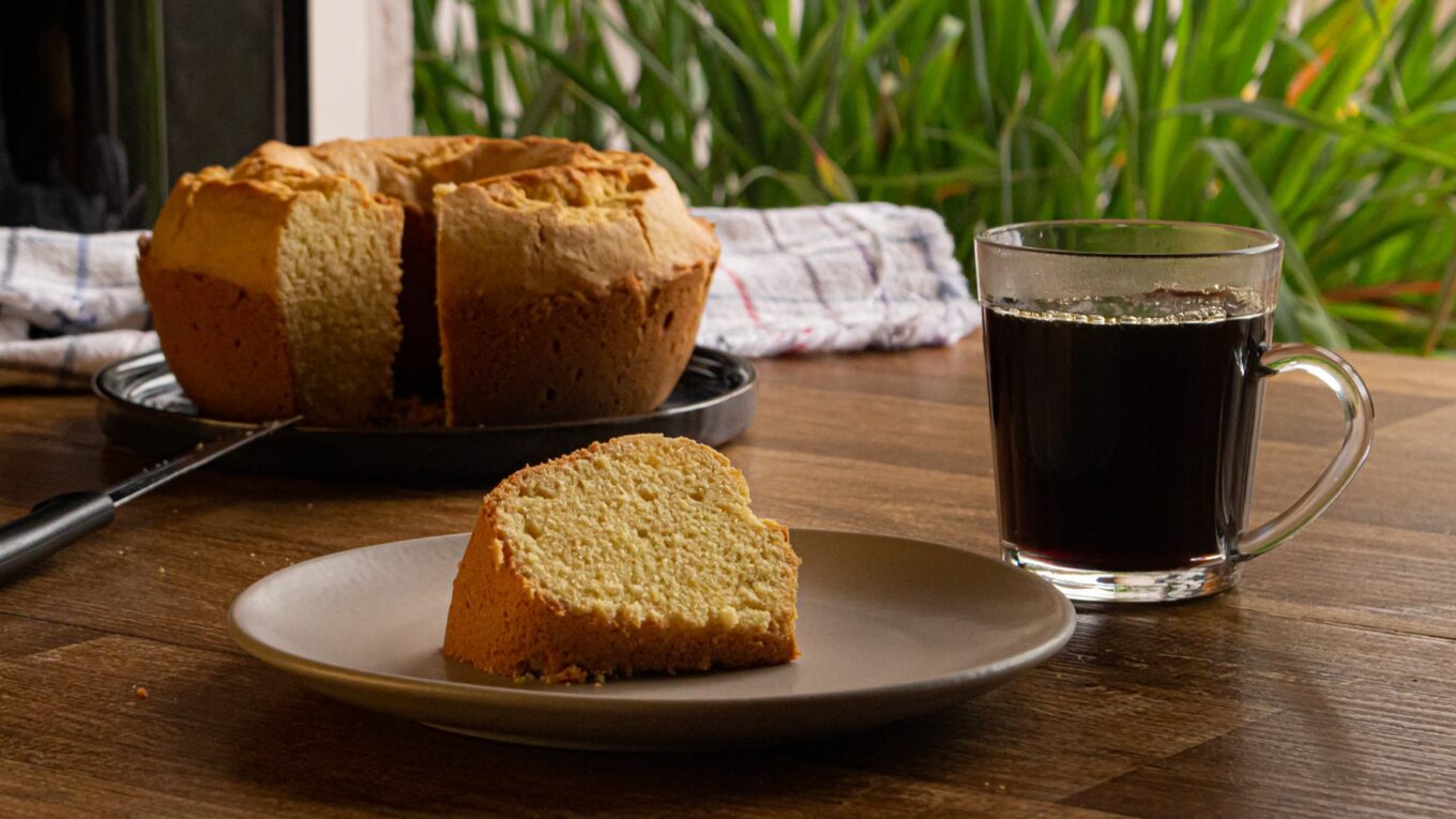 bolo de fubá com leite de coco