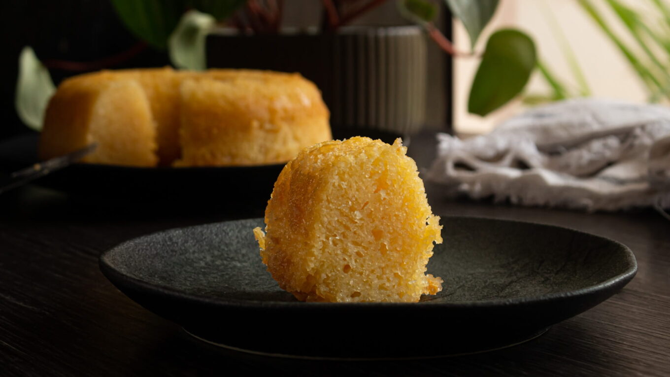 fatia de bolo baiano