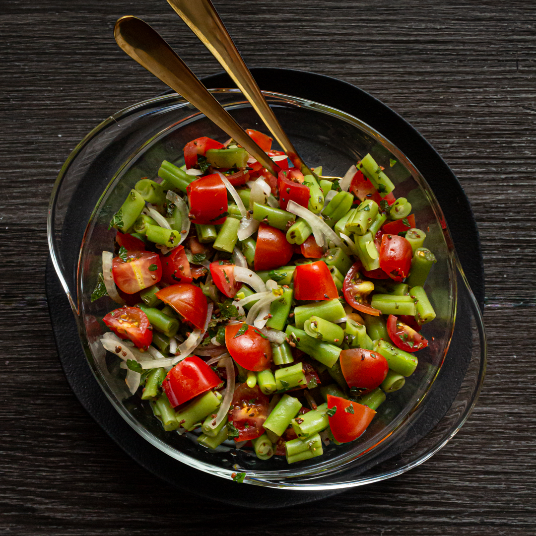 salada refrescante de tomate e vagem