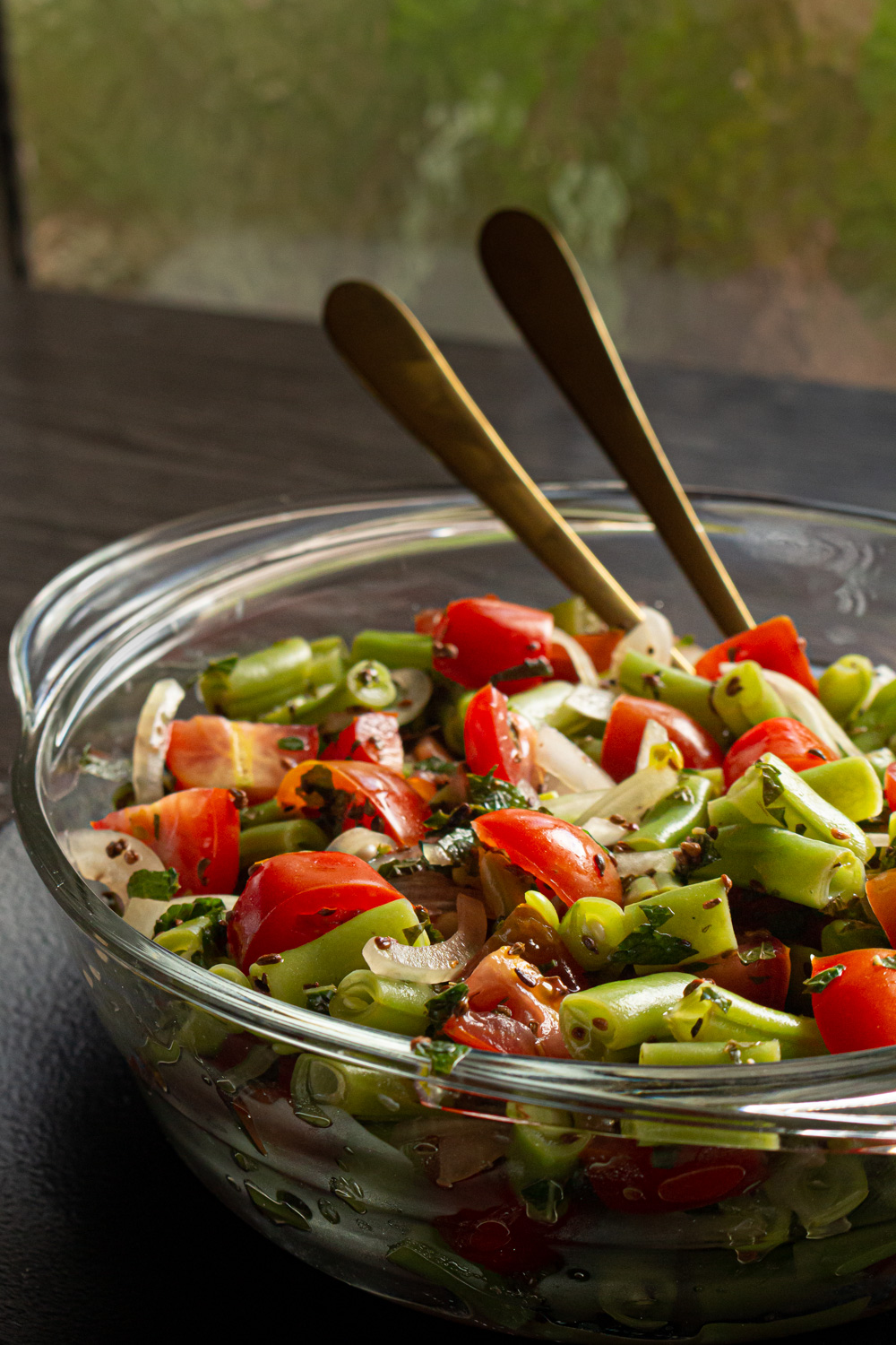 salada de tomate e vagem com erva doce
