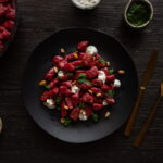 prato de nhoque de beterraba