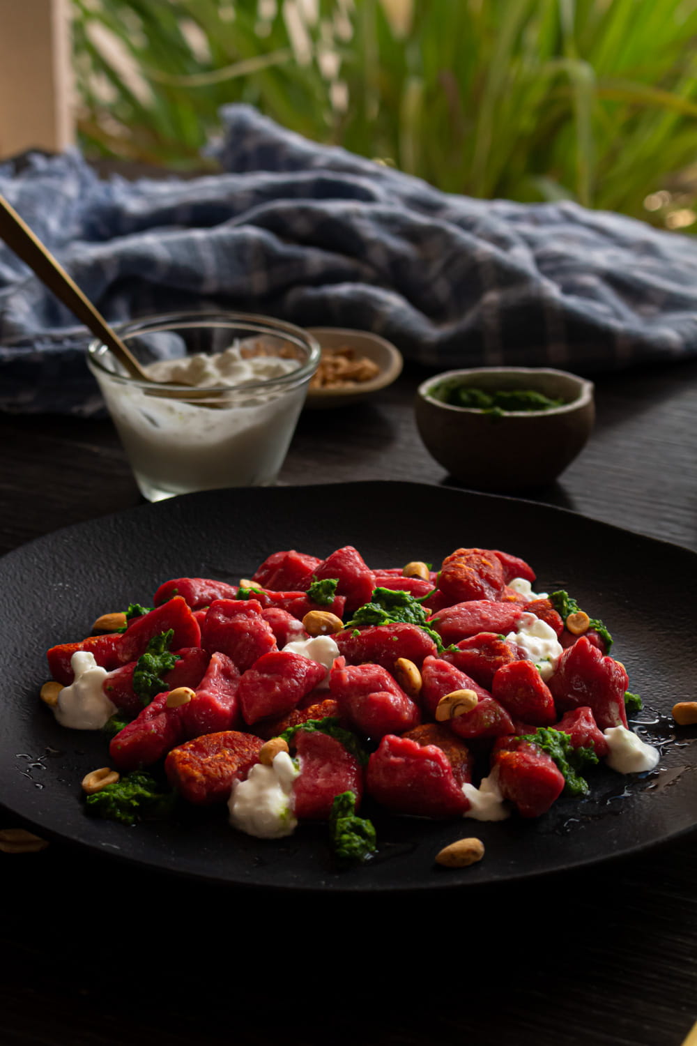 prato de nhoque de beterraba